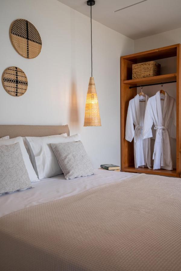 Thea Beachfront Suites In Lourdas Beach Lourdata  Ngoại thất bức ảnh
